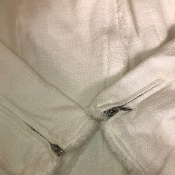 White House Black Market Women's White Tweed round neck Jacket Frayed Edges Sz 6 - Picture 10 of 14